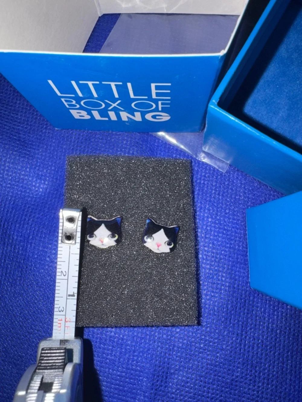 Black and White Cat Face Stud Earrings Pet Lover Jewelry - Super cute - NWT/NIB